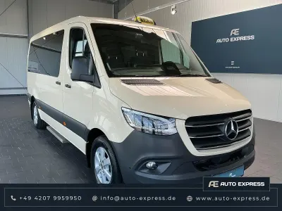 Gebraucht Mercedes Sprinter 170 PS (125 kW) 2025 Beige (hellelfenbein) Van