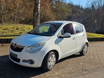 Gebraucht Opel Agila Edition 86 PS (63 kW) 2009 Weiß Kleinwagen