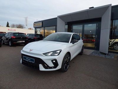 Neu Cupra Leon VZ 300 PS (220 kW) 2025 Weiß Limousine