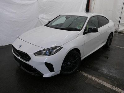 Gebraucht BMW M235 M Sport 317 PS (233 kW) 2025 Alpinweiß uni Coupé
