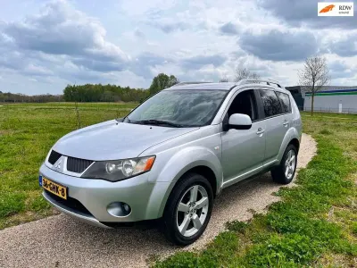 Gebraucht Mitsubishi Outlander Invite 170 PS (125 kW) 2008 Grau SUV