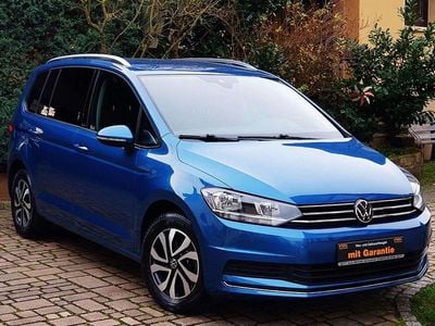 Blau Gebraucht 2021 VW Touran Active Van / Kleinbus | 24.980 € (Fairer Preis)