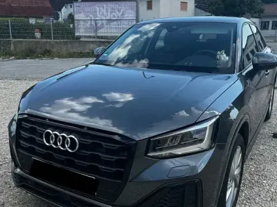 Gebraucht Audi Q2 S-Line 150 PS (110 kW) 2021 Grau SUV
