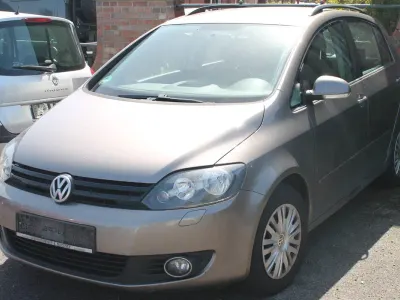 Gebraucht VW Golf VI 105 PS (77 kW) 2011 Braun Kleinwagen