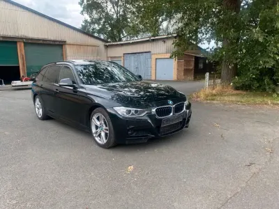 Gebraucht BMW 330 260 PS (191 kW) 2013 Schwarz Kombi