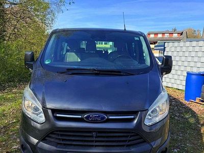 Gebraucht Ford Tourneo Titanium 131 PS (96 kW) 2016 Magneticgrau (metallic) Van / Kleinbus