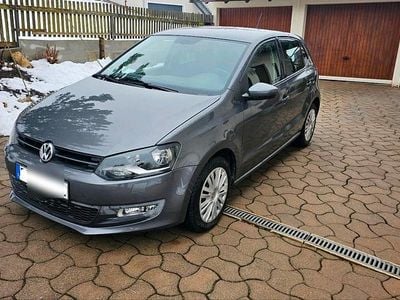 Gebraucht VW Polo 90 PS (66 kW) 2010 Grau Kleinwagen