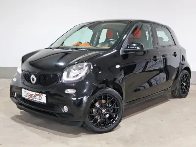 Second-hand Smart ForFour 71 CP (52 kW) 2015 Negru Hatchback