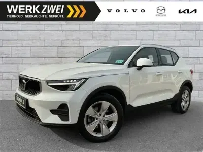 Usado Volvo XC40 Core 190 HP (139 kW) 2023 Branco SUV