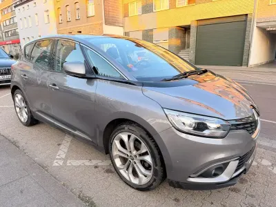 Gebraucht Renault Scénic IV Experience 116 PS (85 kW) 2017 Grau Van / Kleinbus