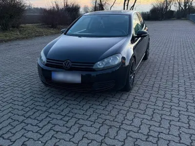 Gebraucht VW Golf VI Trendline 80 PS (58 kW) 2009 Schwarz Kleinwagen