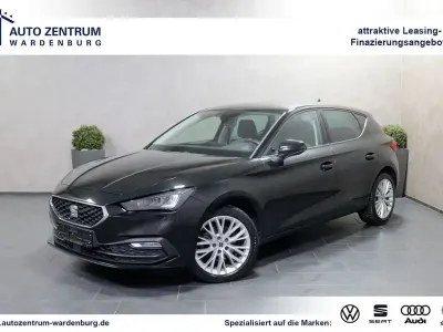 Gebraucht Seat Leon Style 116 PS (85 kW) 2022 Mitternachtsschwarz Limousine