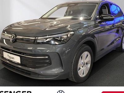 Neu VW Tiguan 130 PS (95 kW) 2026 Grau SUV