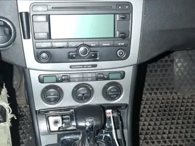 Gebraucht VW Passat 190 PS (139 kW) 2006 Gelb Limousine