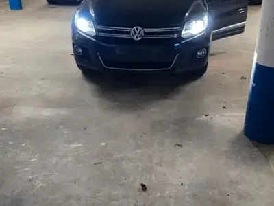 Gebraucht VW Tiguan Sportline 122 PS (89 kW) 2014 Schwarz SUV