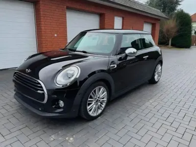 Używany Mini Cooper Chili 136 KM (100 kW) 2016 Czarny Hatchback