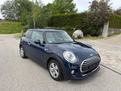 Gebraucht Mini ONE Pepper 102 PS (75 kW) 2018 Blau Kleinwagen