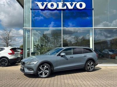 Usata Volvo V60 CC Ultimate 197 CV (144 kW) 2023 Grigio Station wagon