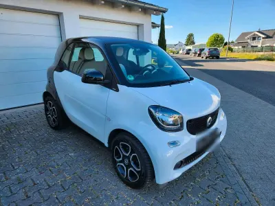 Gebraucht Smart ForTwo Coupé Passion 90 PS (66 kW) 2016 Weiß Coupé