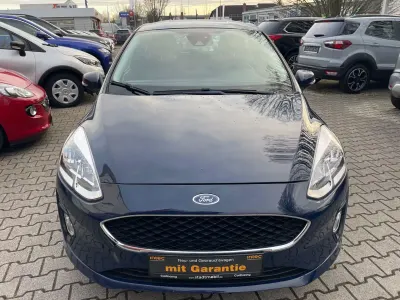 Usata Ford Fiesta Cool & Connect 86 CV (63 kW) 2020 Blu Berlina