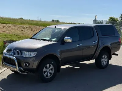 Gebraucht Mitsubishi L200 136 PS (100 kW) 2012 Braun Pickup