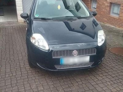 Gebraucht Fiat Punto Active 65 PS (47 kW) 2009 Blau Kleinwagen