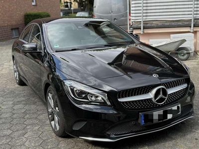 Schwarz Gebraucht 2017 Mercedes CLA200 Limousine | 17.000 € (Etwas zu teuer)