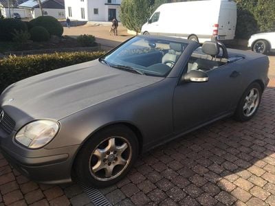 Grau Gebraucht 2001 Mercedes SLK200 Cabrio | 1.800 € (Superpreis)