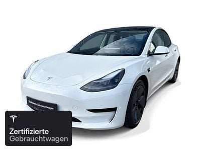 Begagnad Tesla Model 3 RWD 286 kW (390 HK) 2022 Vit Sedan