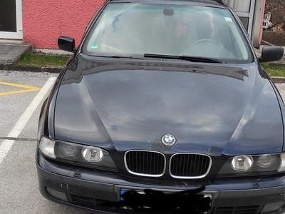 Usado BMW 523 170 HP (125 kW) 1999 Azul Carrinha