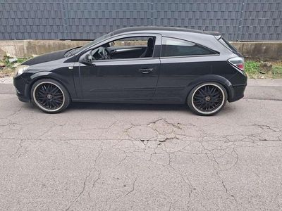 Opel Astra GTC