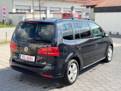Gebraucht VW Touran Comfortline 105 PS (77 kW) 2013 Van / Kleinbus