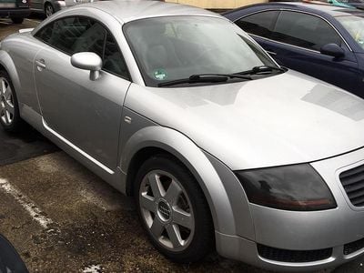 Second-hand Audi TT 180 CP (132 kW) 1998 Gri Coupe
