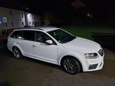 Gebraucht Skoda Octavia RS 2015 Weiß Kleinwagen