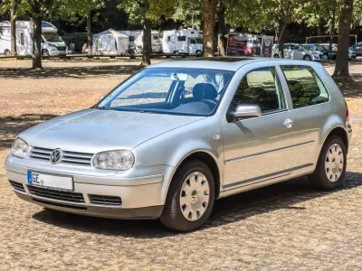 Gebraucht VW Golf IV Pacific 110 PS (80 kW) 2003 Silber Limousine