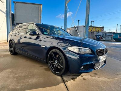 Blau Gebraucht 2012 BMW 520 Kombi | 13.700 €