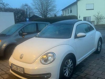 Weiß Gebraucht 2012 VW Beetle Limousine | 4.900 € (Guter Preis)