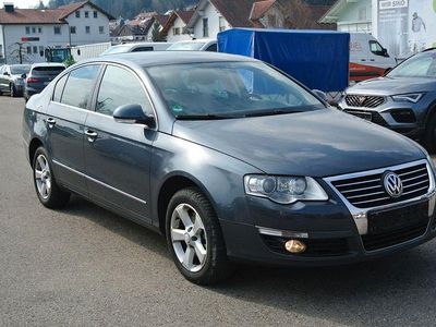 Gebraucht VW Passat Highline 160 PS (117 kW) 2010 Grau Limousine