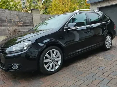 Gebraucht VW Golf VI Highline 105 PS (77 kW) 2010 Schwarz Kombi