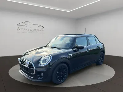 Używany Mini Cooper 136 KM (100 kW) 2019 Czarny Hatchback
