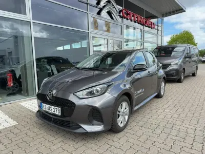 Gebraucht Mazda 2 Center-Line 92 PS (67 kW) 2024 Grau Limousine