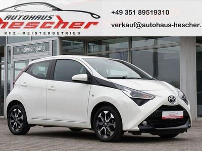 Weiß Gebraucht 2019 Toyota Aygo X-play Kleinwagen | 12.980 € (Fairer Preis)