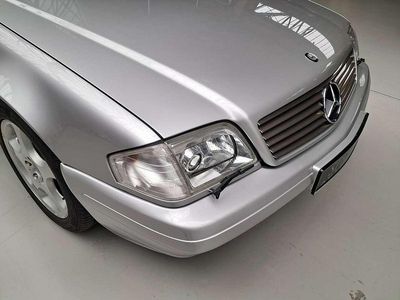 Silbermet. Gebraucht 1998 Mercedes 320 Cabrio | 33.800 €