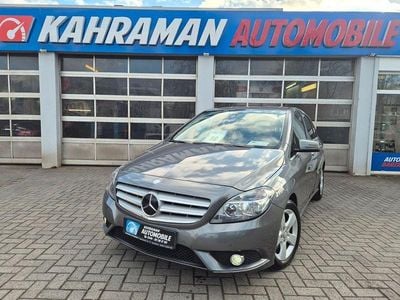 Usata Mercedes B200 136 CV (100 kW) 2013 Grigio Monovolume
