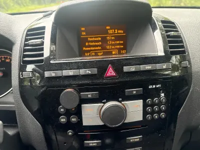 Brugt Opel Zafira 140 HK (102 kW) 2010 Sølv MPV