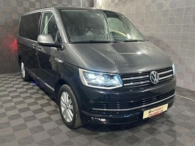 Gebraucht VW Multivan Highline 204 PS (150 kW) 2017 Rot Van