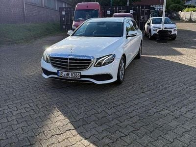 Mercedes E220