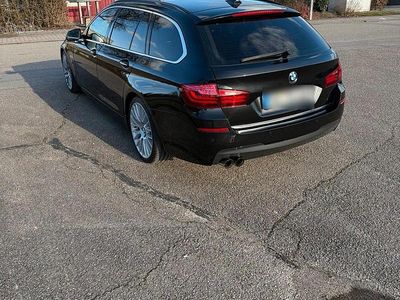Usata BMW 525 Luxury Line 218 CV (160 kW) 2013 Nero Station wagon