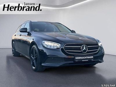 Gebraucht Mercedes E300 122 PS (89 kW) 2022 Schwarz