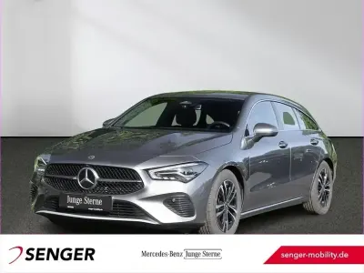 Gebraucht Mercedes CLA200 Shooting Brake Advanced 163 PS (119 kW) 2024 Lack mountaingrau Kombi